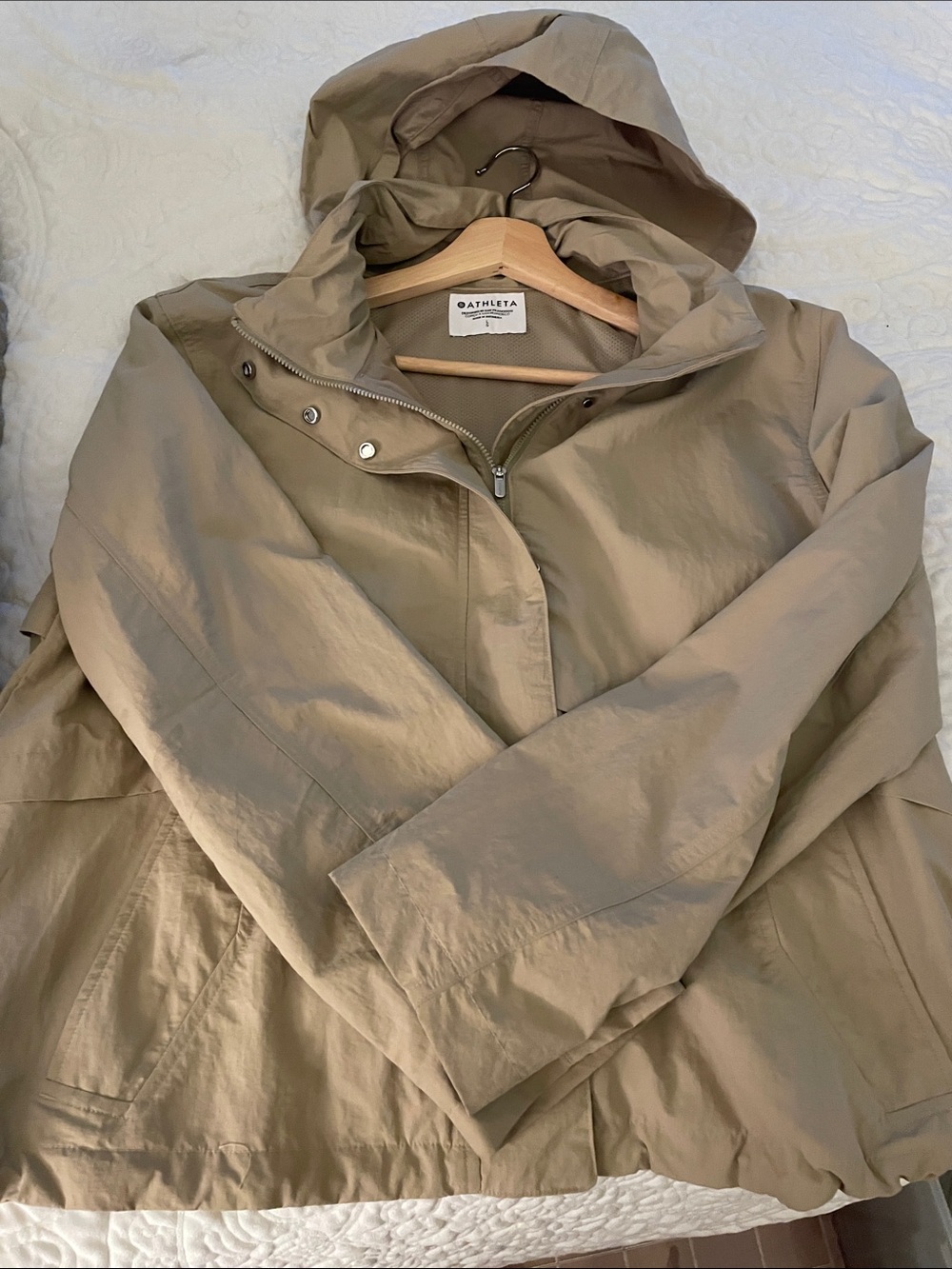 Athleta Women's Hooded Utility Jacket in Khaki/Tan